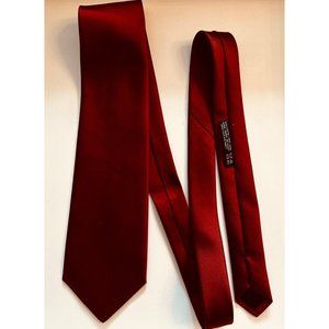 Vintage Hemden-Bauer Silk Necktie in Solid rust red Made in Italy 57x3.5”